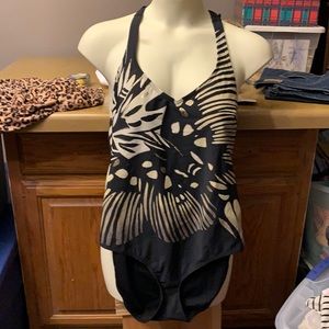 Excellent condition Fantasize suit size 14